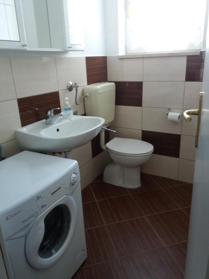 Apartmani Lana Brodarica  Exteriér fotografie
