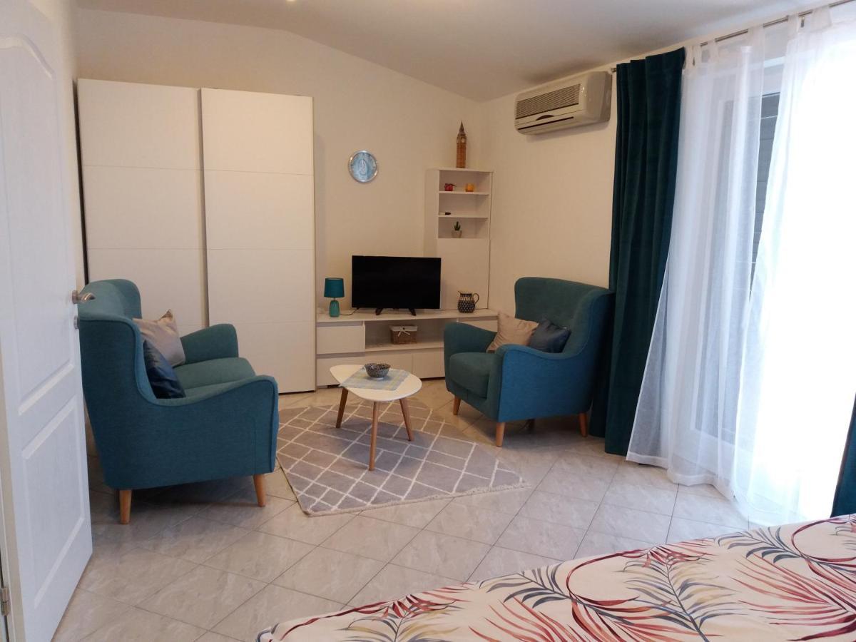 Apartmani Lana Brodarica  Exteriér fotografie