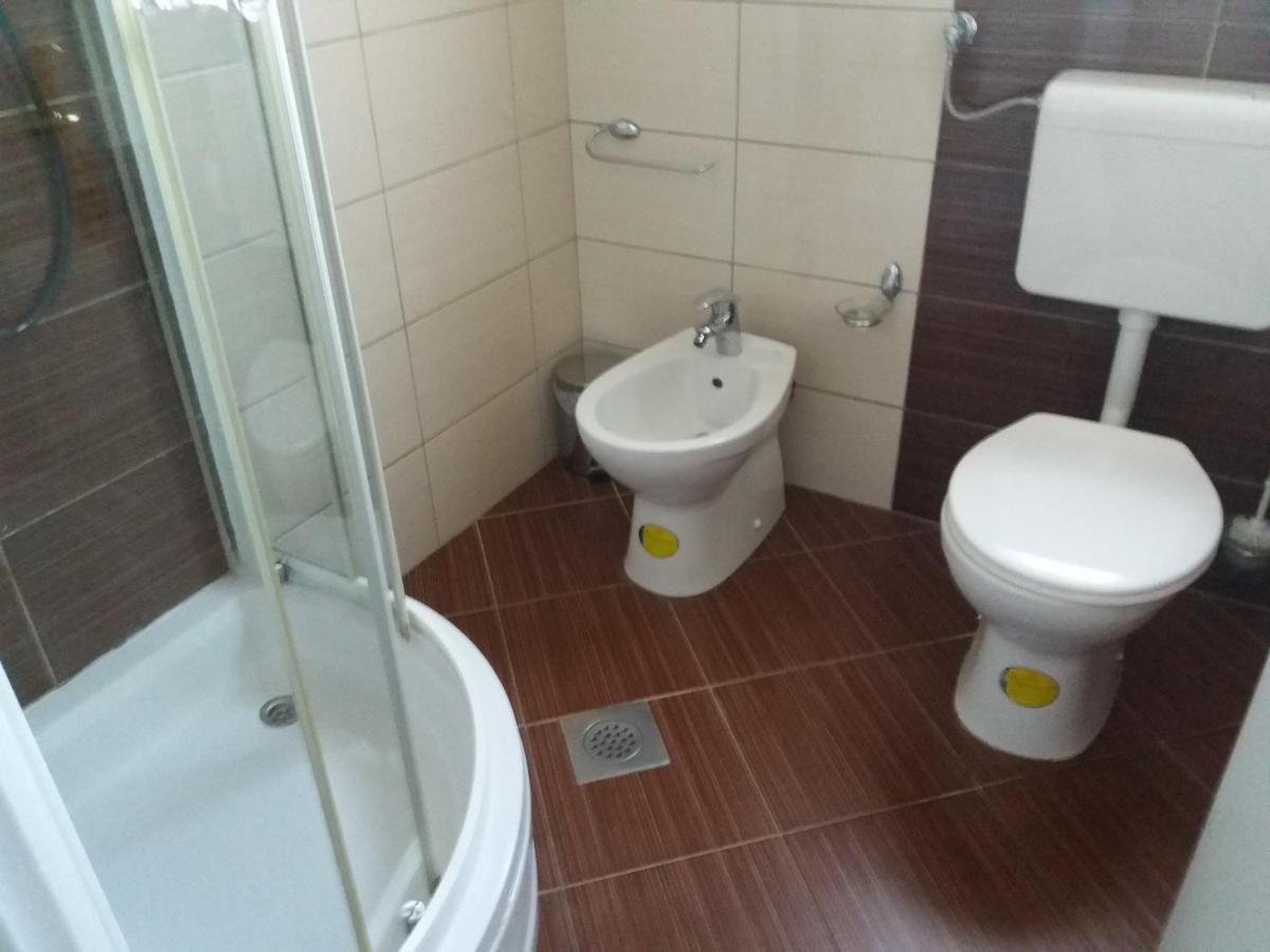 Apartmani Lana Brodarica  Exteriér fotografie