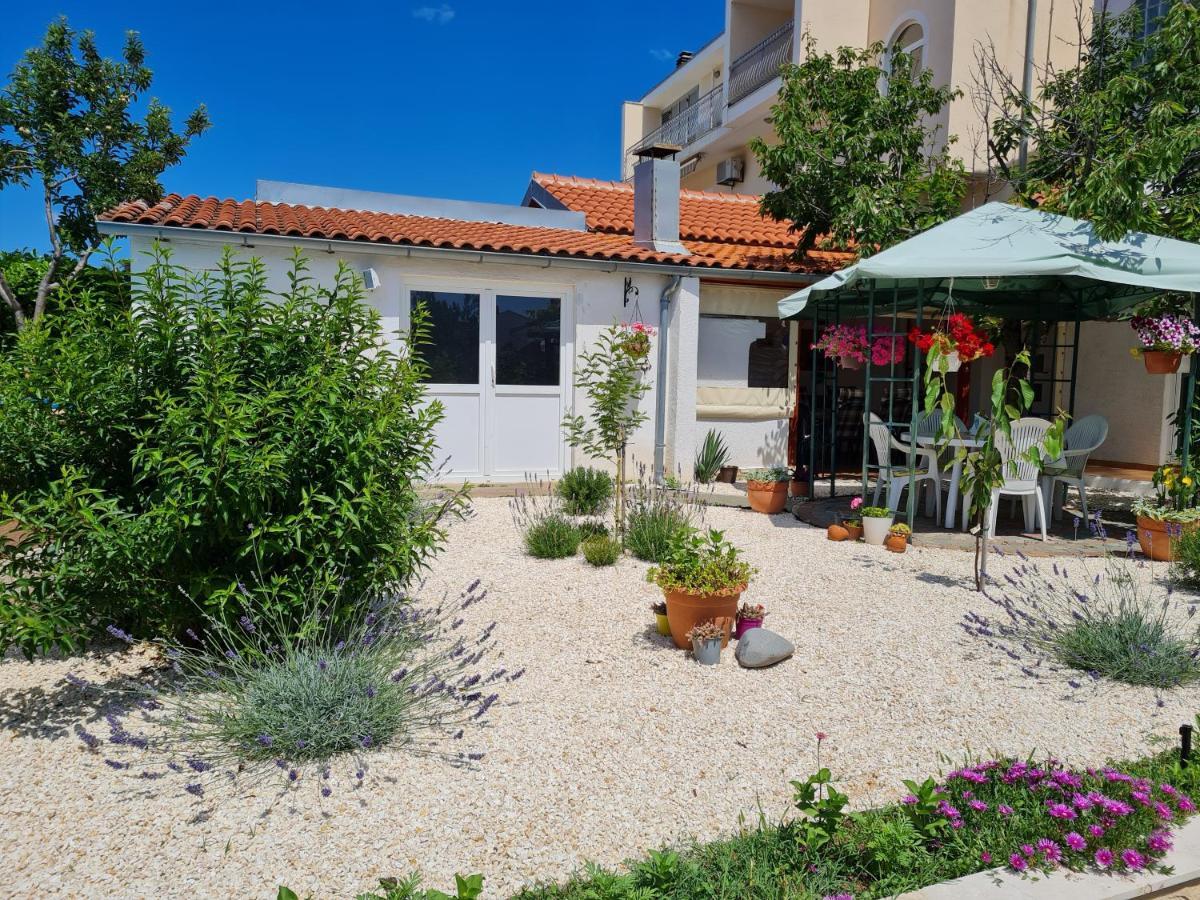 Apartmani Lana Brodarica  Exteriér fotografie