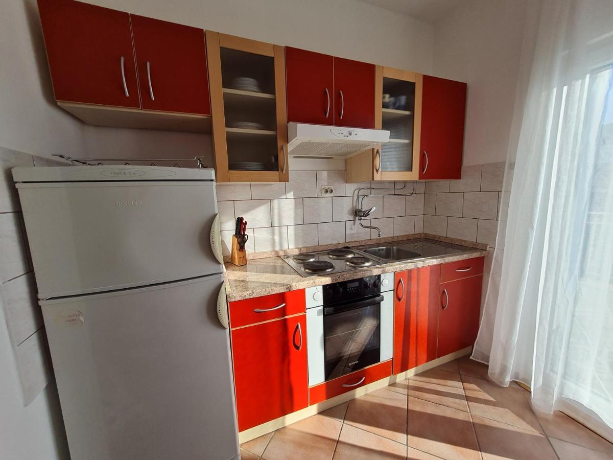 Apartmani Lana Brodarica  Exteriér fotografie